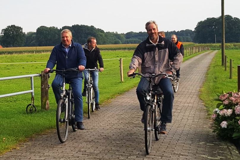 Ja, mir san mit’m Radl da …