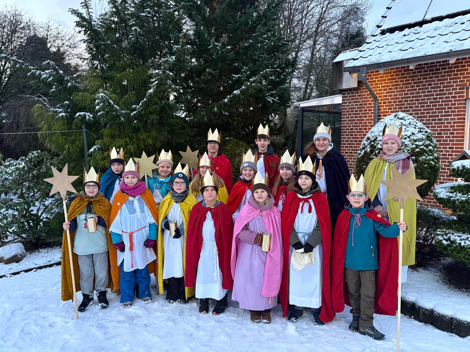 16 heilige 3 Königinnen und Könige in Börnste unterwegs